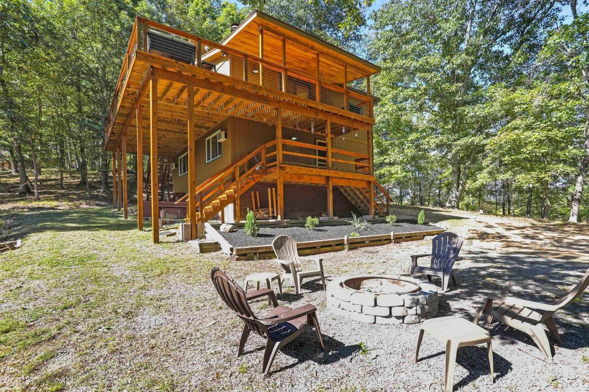 Camp Dancing Bears -Classic Retreat Morton Grove Exterior foto